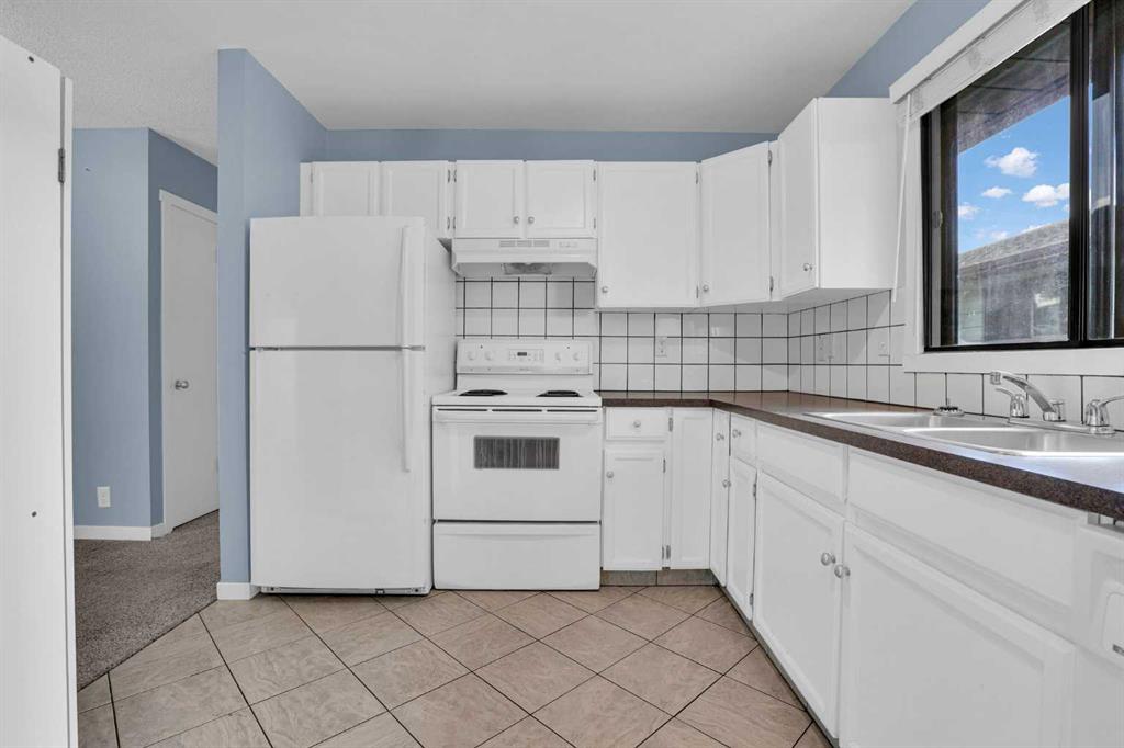 Picture for 6 Jensen Crescent NE