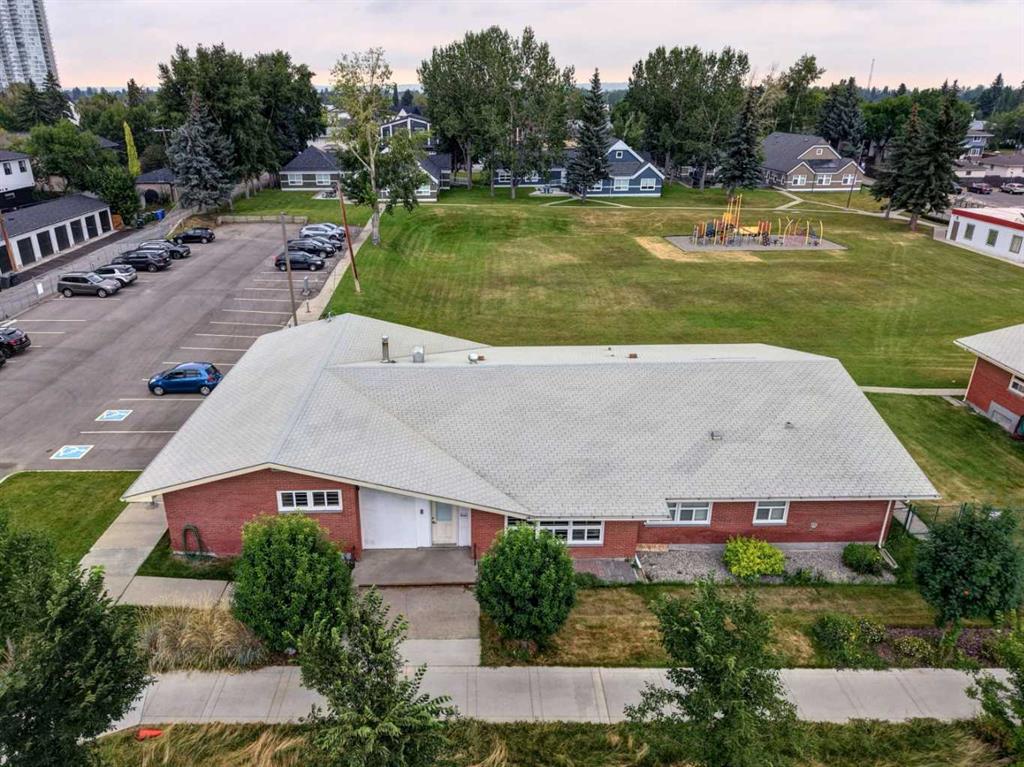Picture for 3060 17 Avenue SW