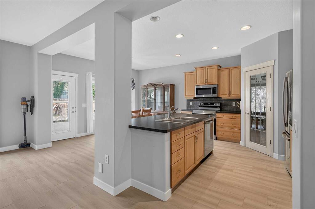 Picture for 646 Chaparral Drive SE