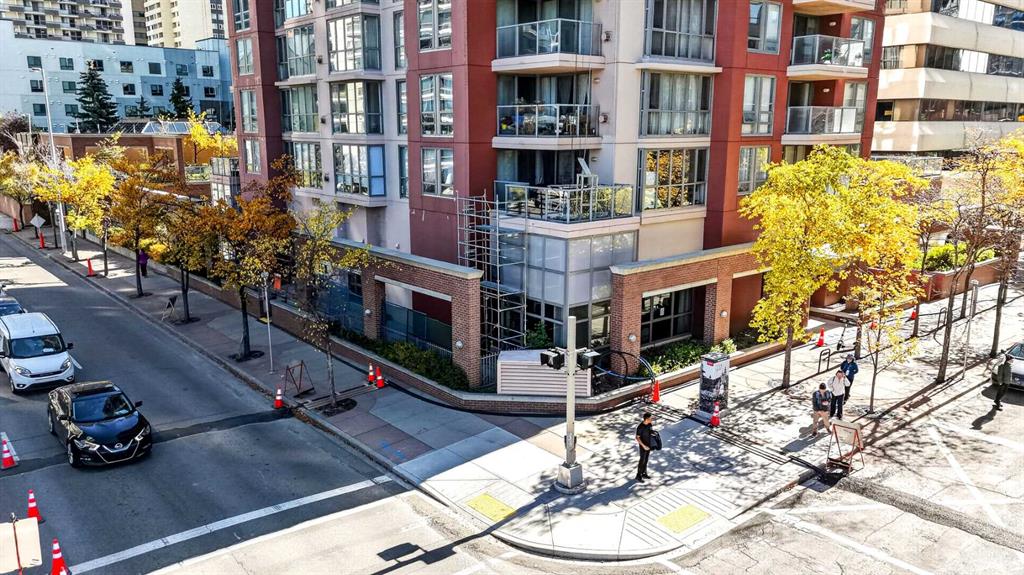 Picture for 2001, 650 10 Street SW