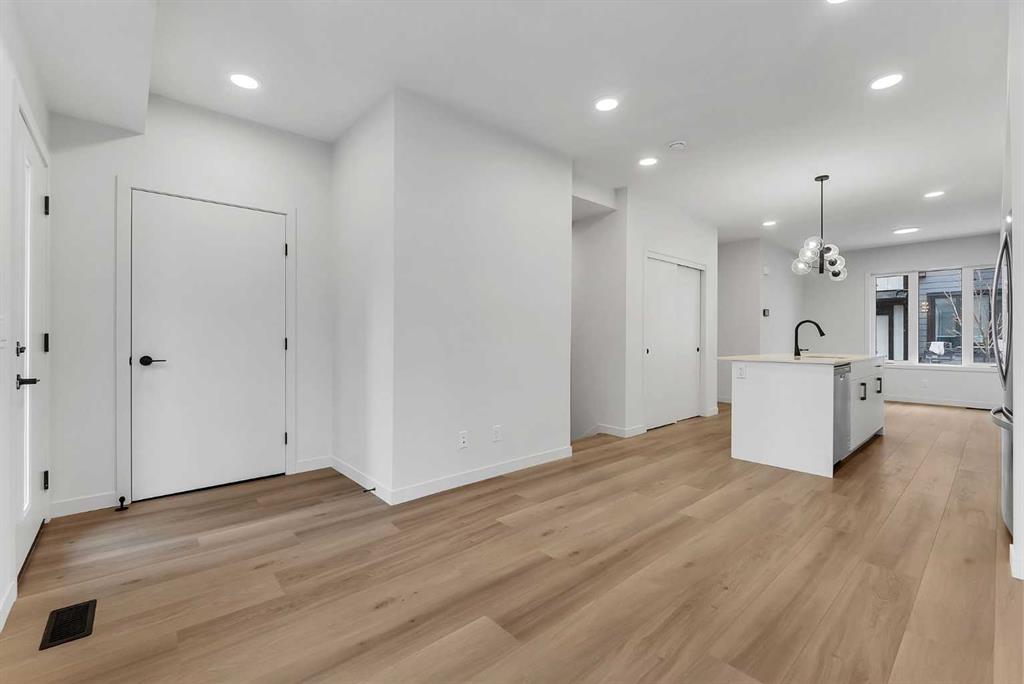 Picture for 83 Arbour Lake Court NW