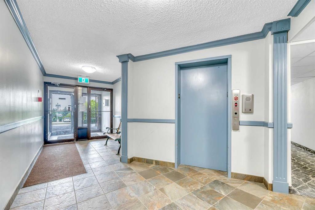 Picture for 809, 8948 Elbow Drive SW