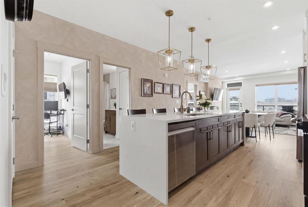 Picture for 7306, 1802 Mahogany Boulevard SE