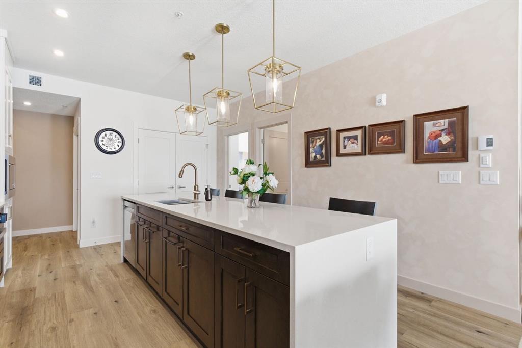 Picture for 7306, 1802 Mahogany Boulevard SE