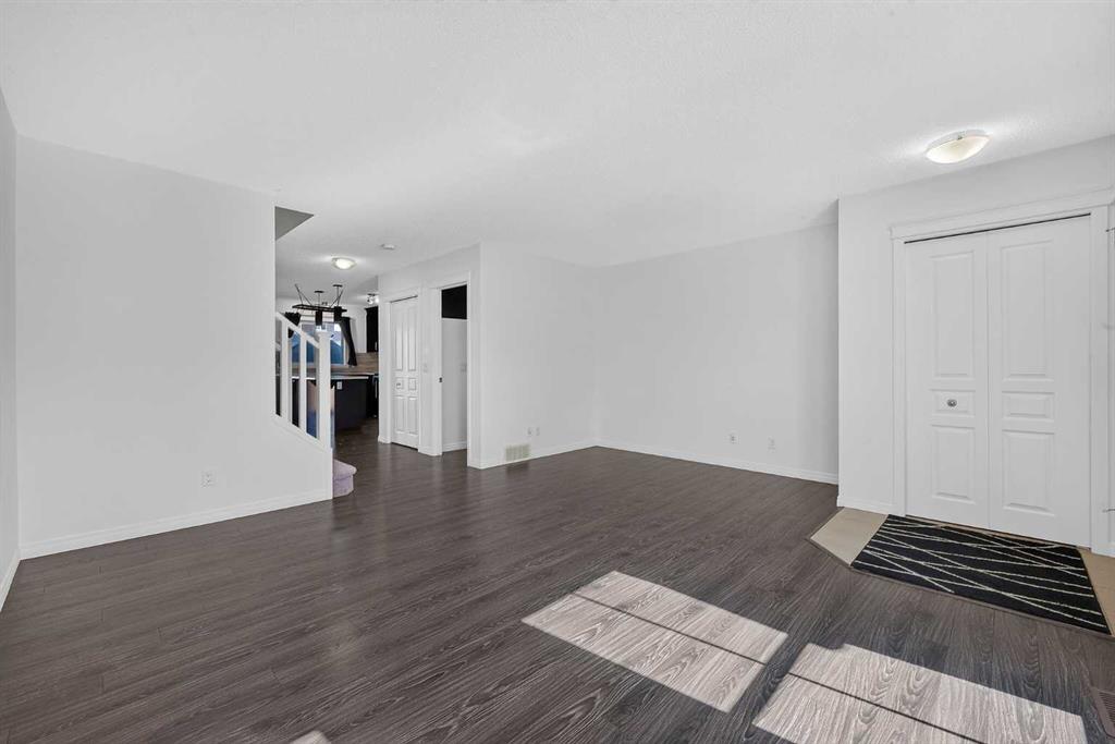 Picture for 330 Auburn Meadows Boulevard SE