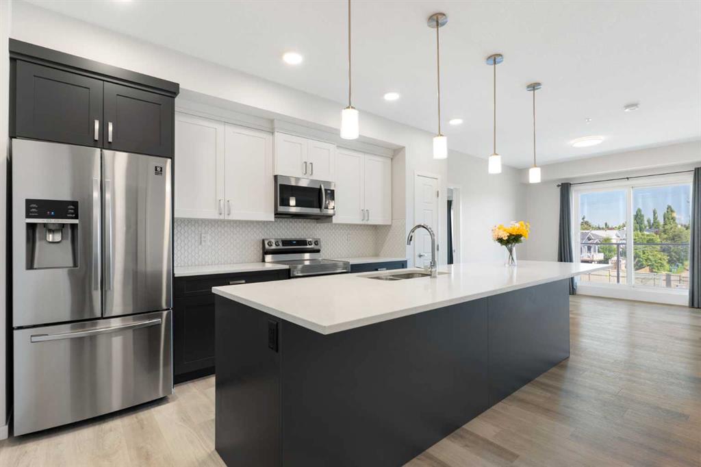 Picture for 305, 200 Harvest Hills Place NE