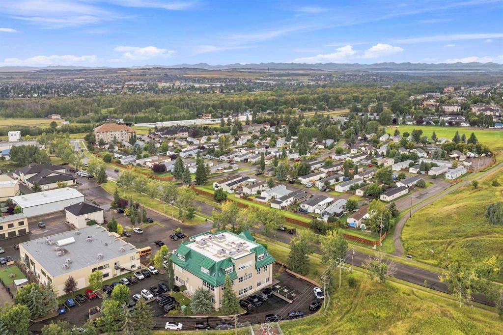 Picture for 201, 30 Crystalridge Drive 