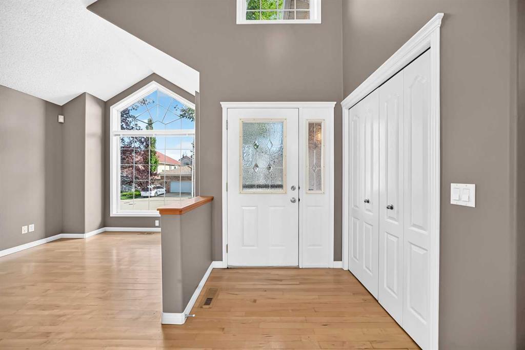 Picture for 180 Hamptons Terrace NW