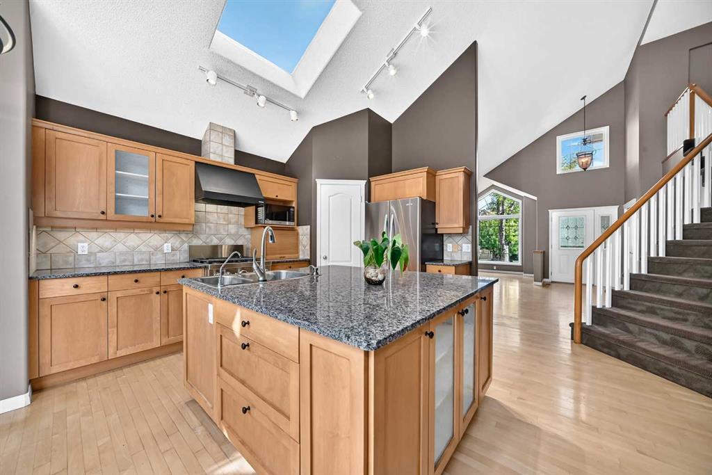 Picture for 180 Hamptons Terrace NW