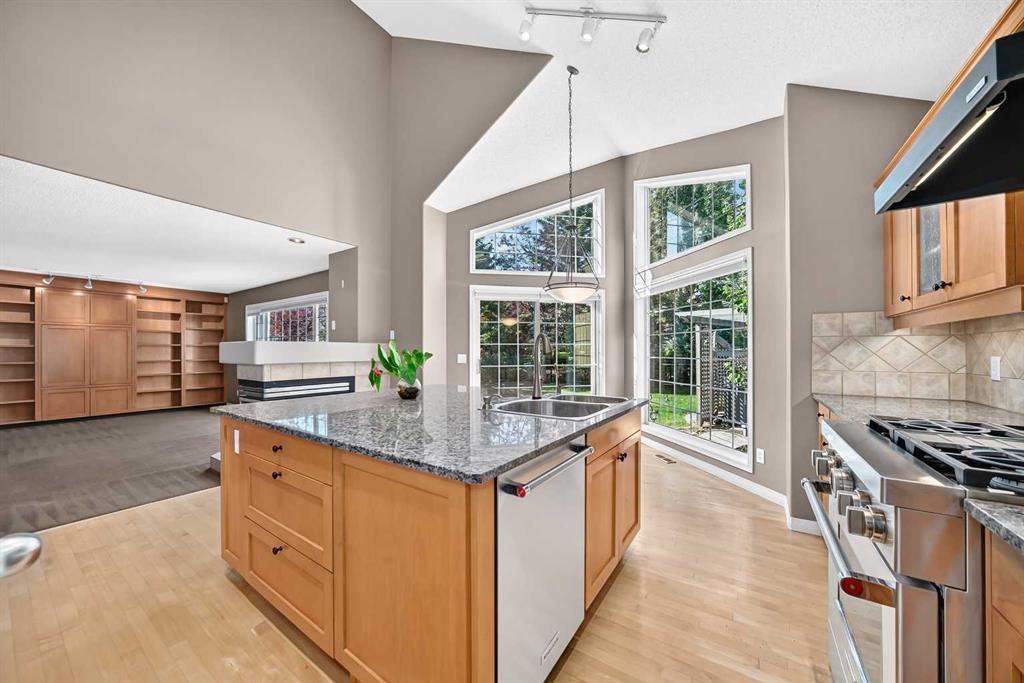Picture for 180 Hamptons Terrace NW