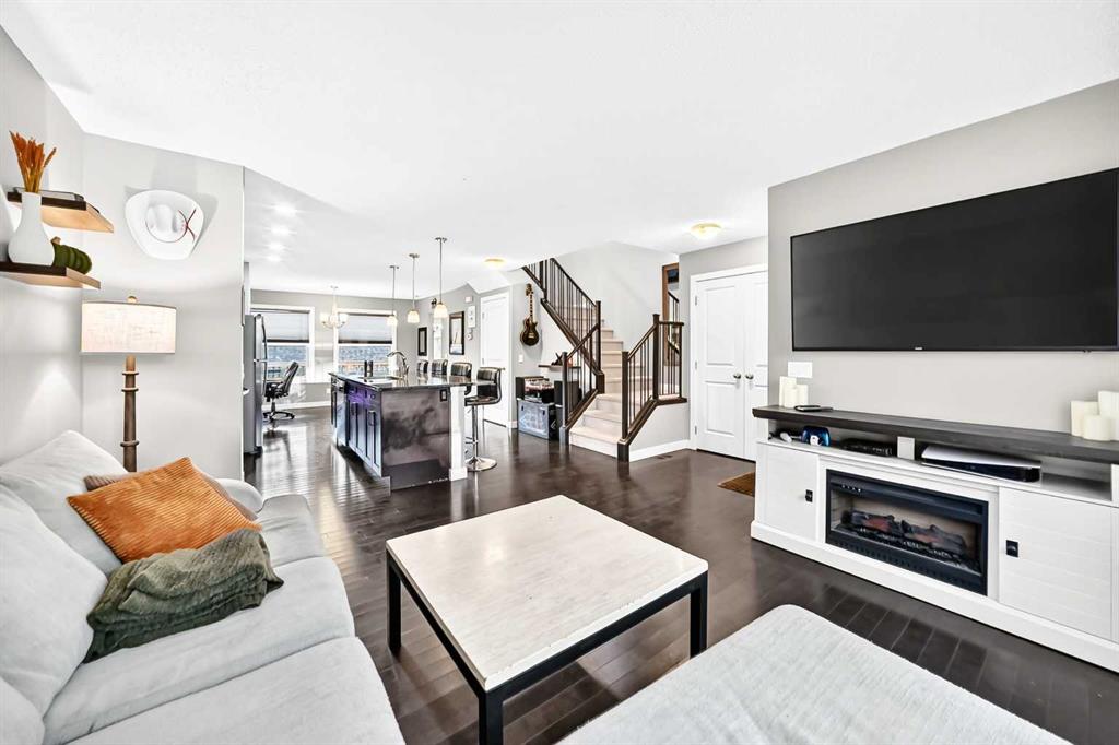 Picture for 567 Evanston Drive NW