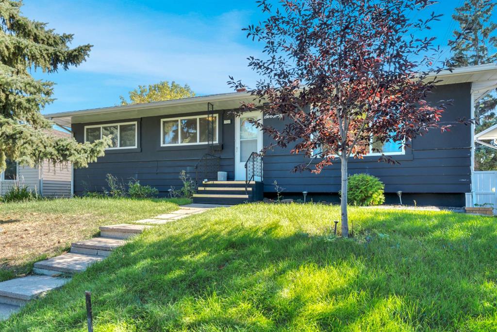 Picture for 70 Fairview Crescent SE