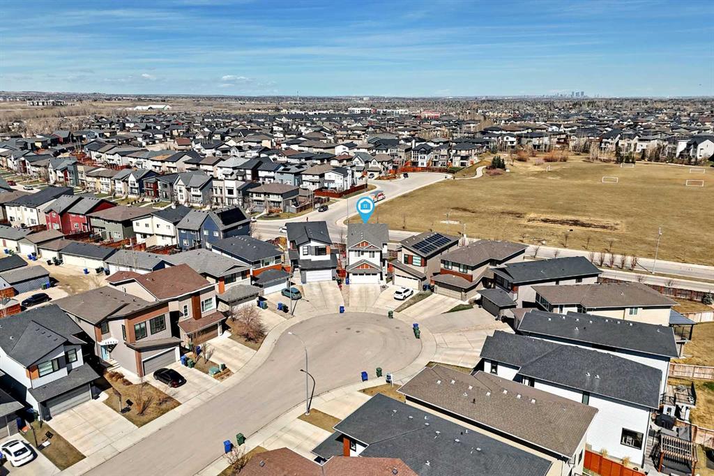 Picture for 35 Walden Mount SE
