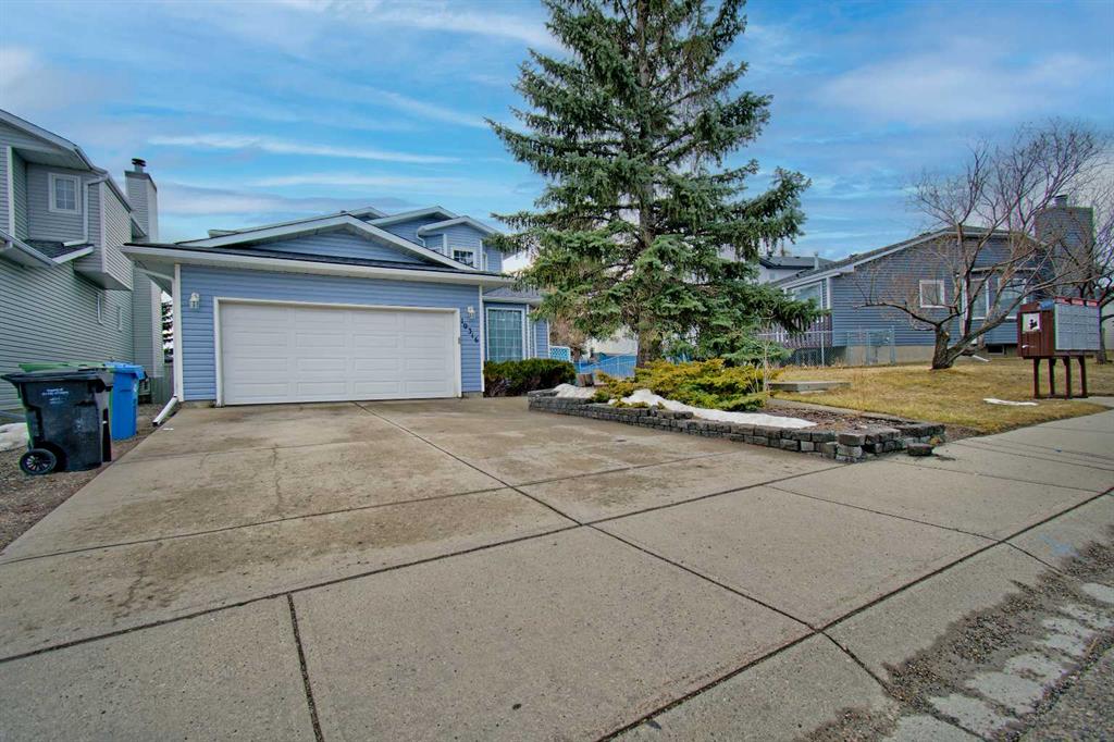 Picture for 10316 Hidden Valley Drive NW