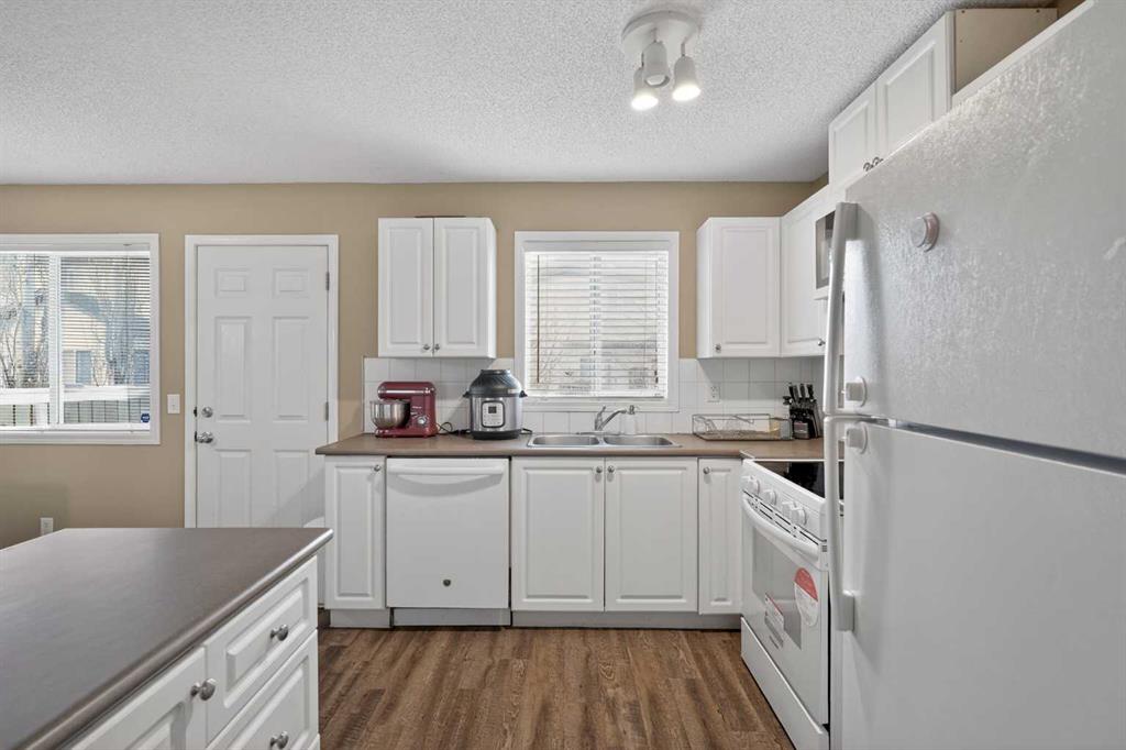 Picture for 260 Stonemere Place 