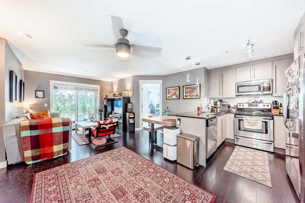 Picture for 2307, 11 Mahogany Row SE