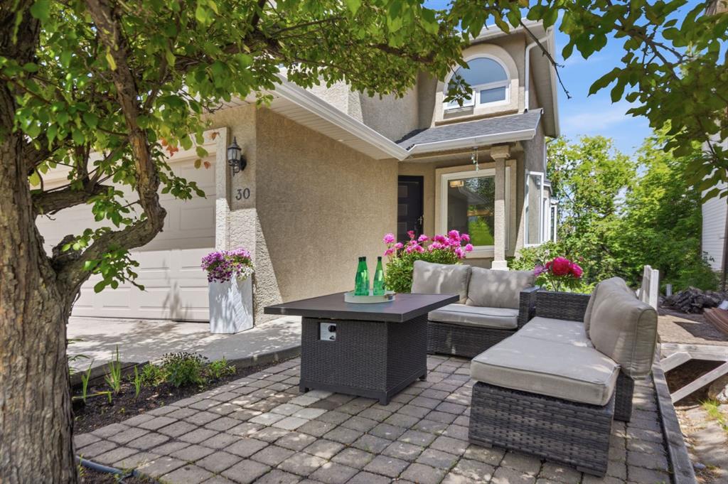 Picture for 30 Strathcona Road SW
