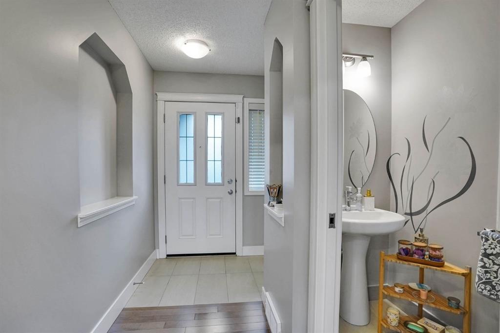 Picture for 64 Sage Hill Point NW