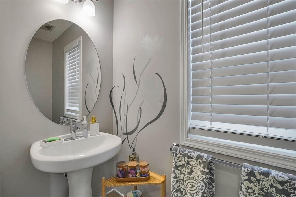Picture for 64 Sage Hill Point NW