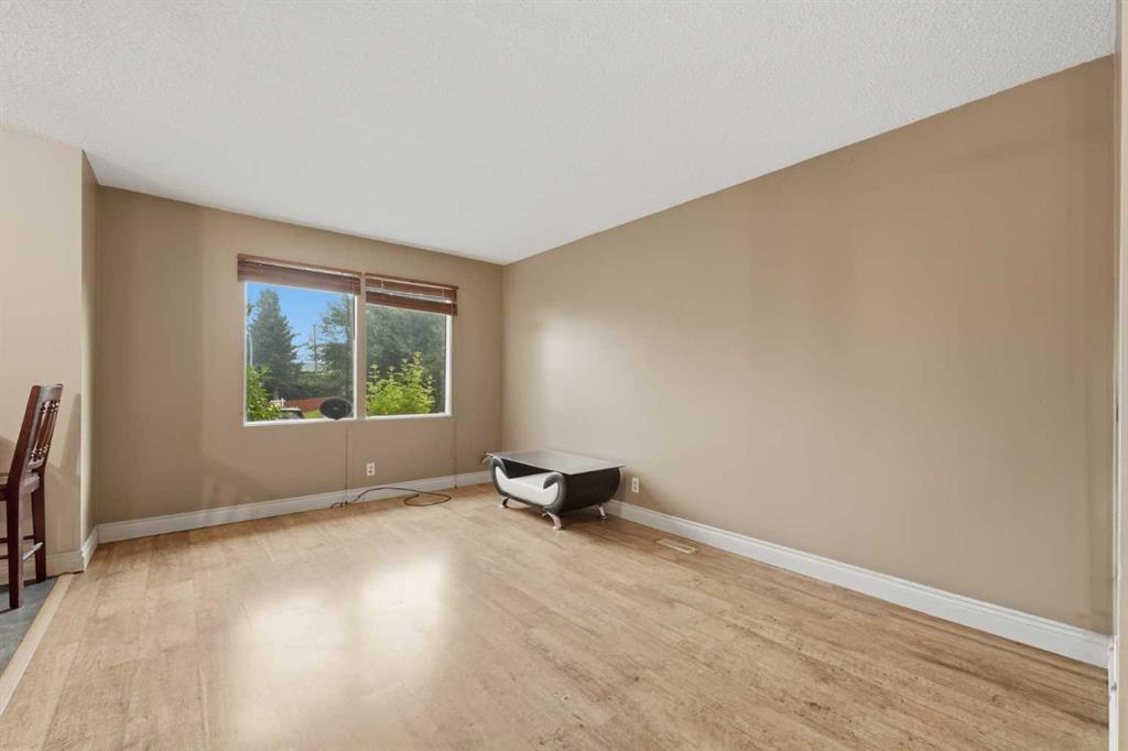 Picture for 945 Marcombe Drive NE