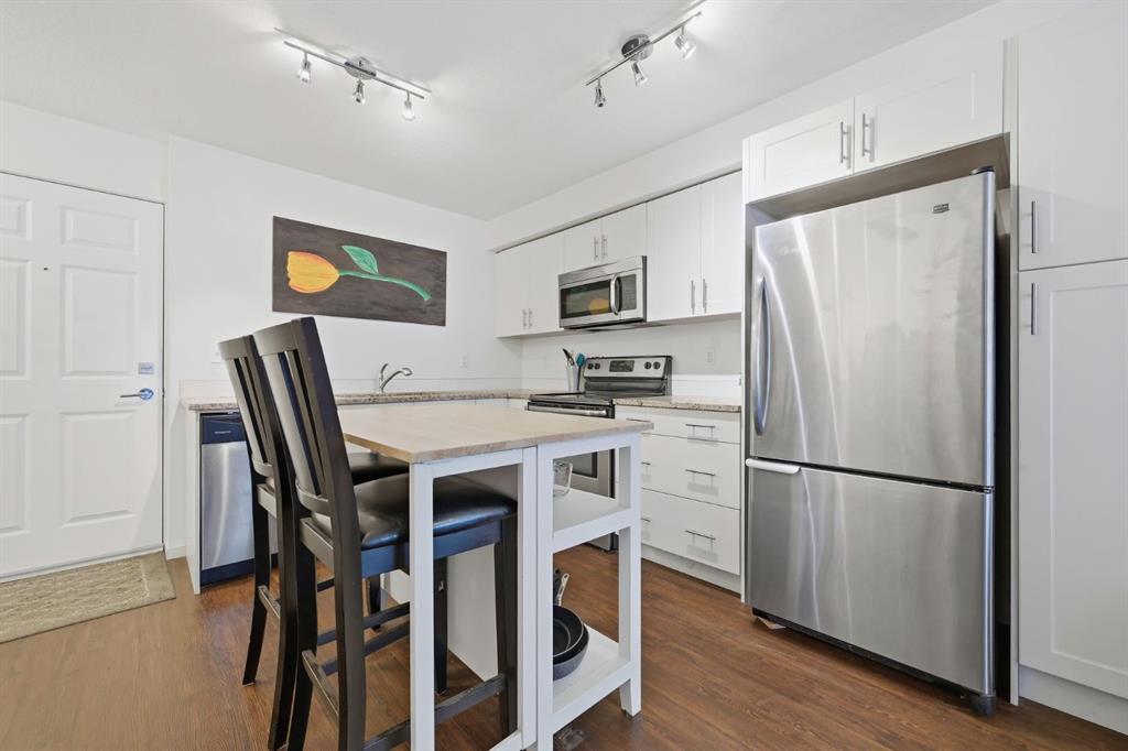 Picture for 3315, 755 Copperpond Boulevard SE