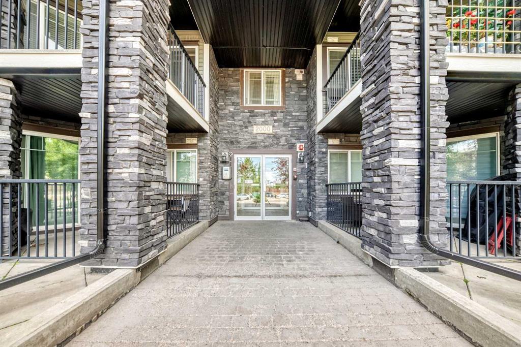 Picture for 2212, 175 Panatella Hill NW