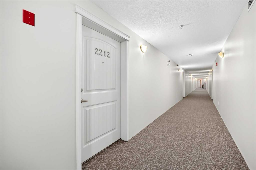 Picture for 2212, 175 Panatella Hill NW