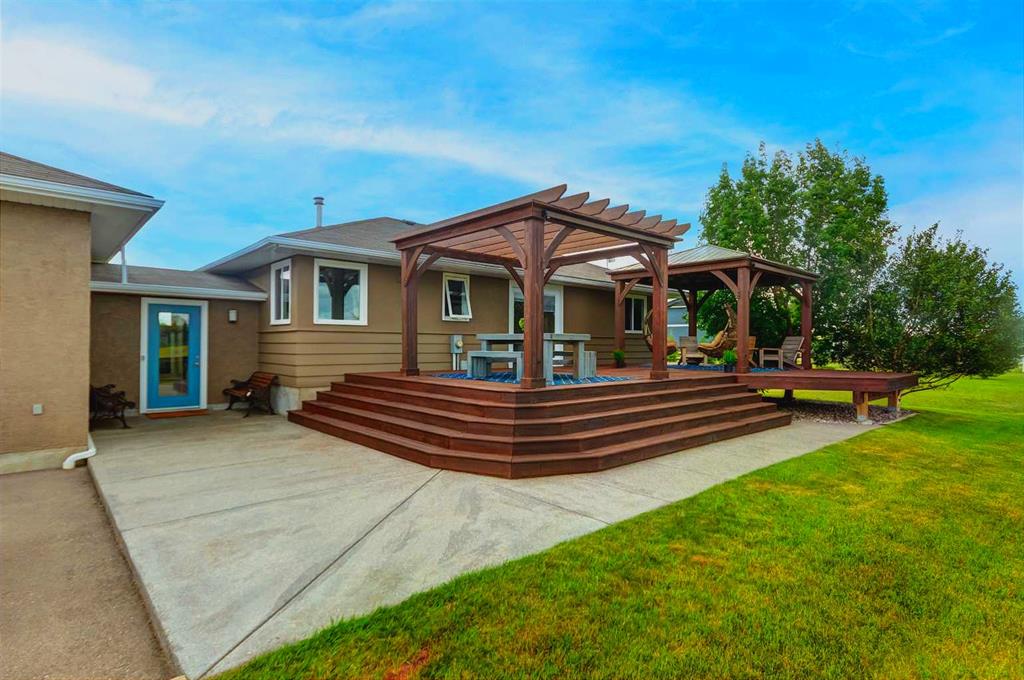 Picture for 242133 96 Street E