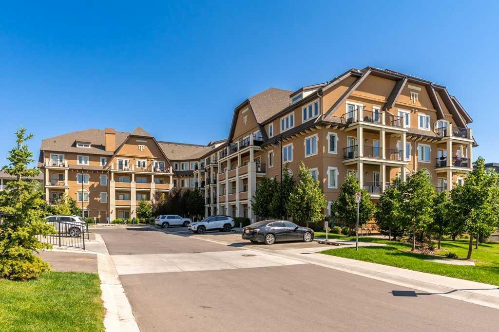 Picture for 103, 30 Mahogany Mews SE