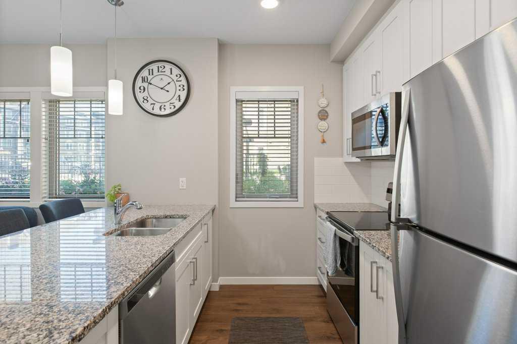 Picture for 103, 30 Mahogany Mews SE