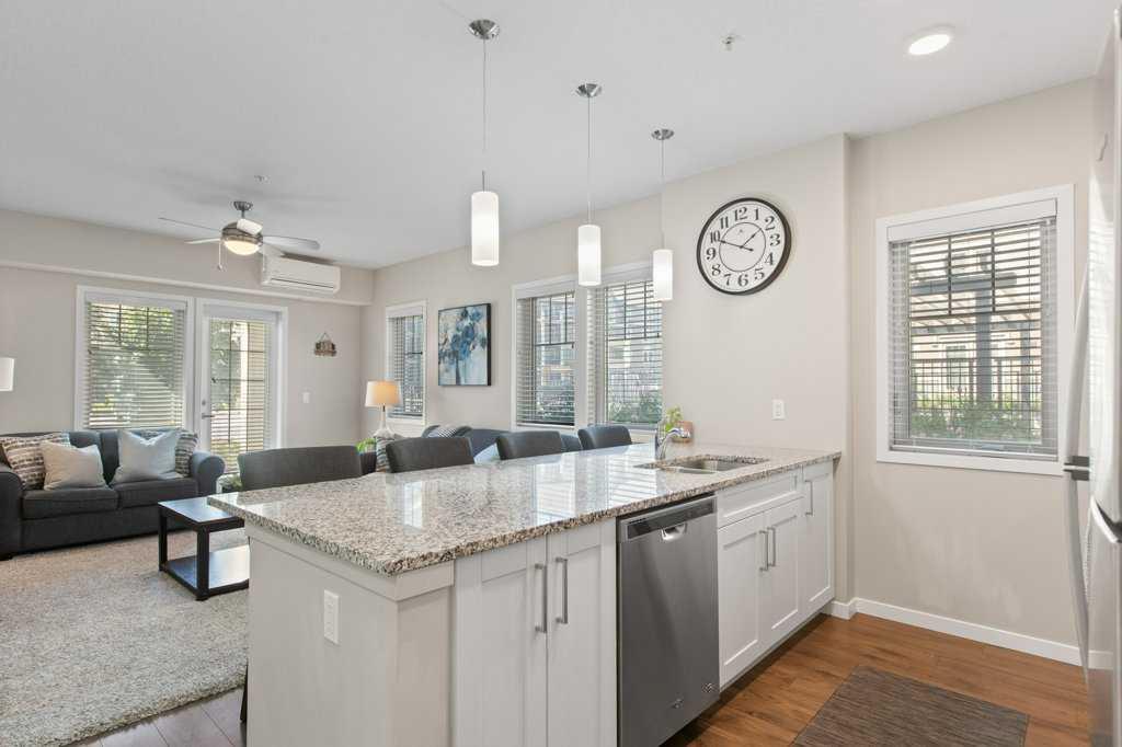 Picture for 103, 30 Mahogany Mews SE