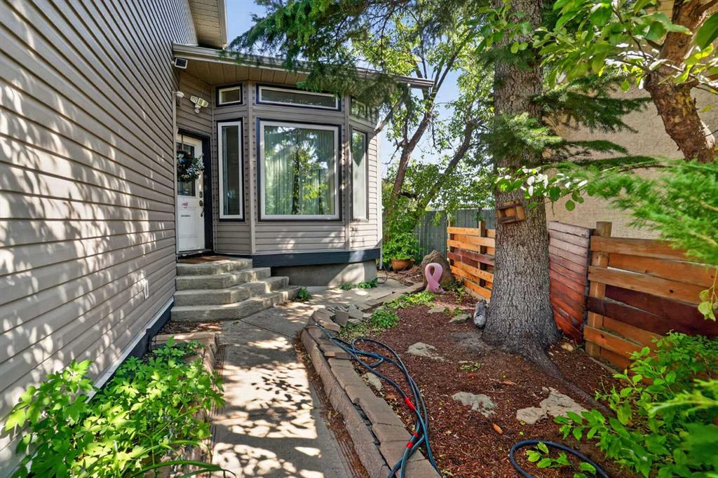 Picture for 627 Macewan Valley Road NW