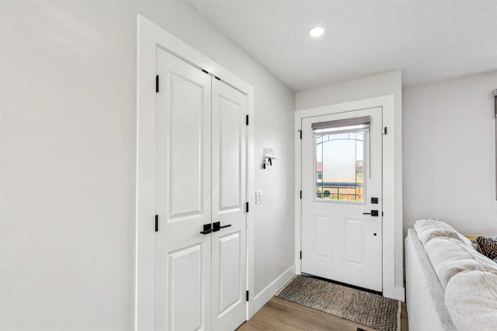 Picture for 12 Rundleson Way NE
