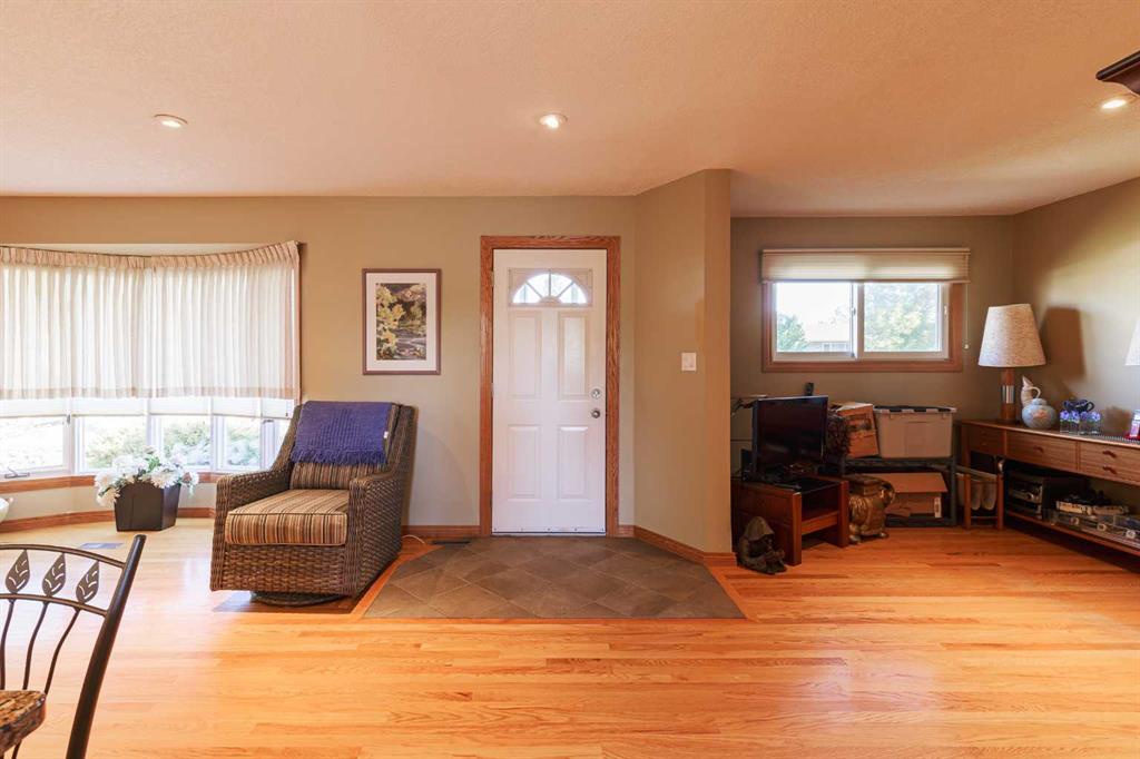 Picture for 346 Rundleview Drive NE