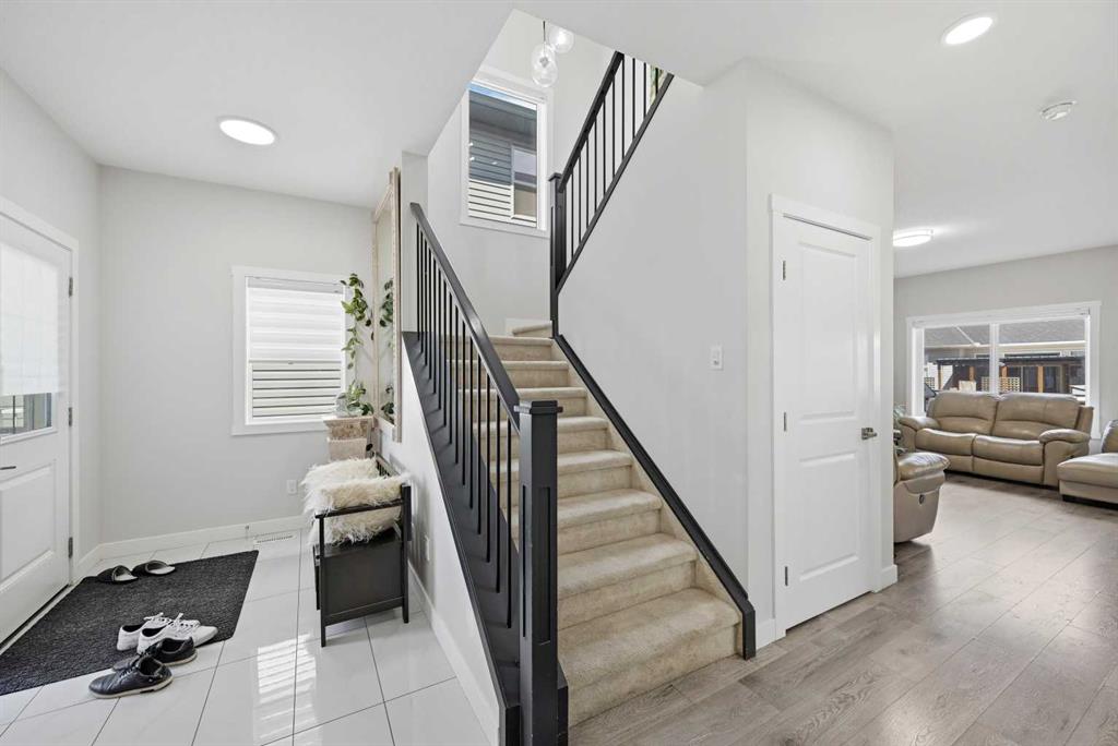 Picture for 82 Legacy Glen Terrace SE