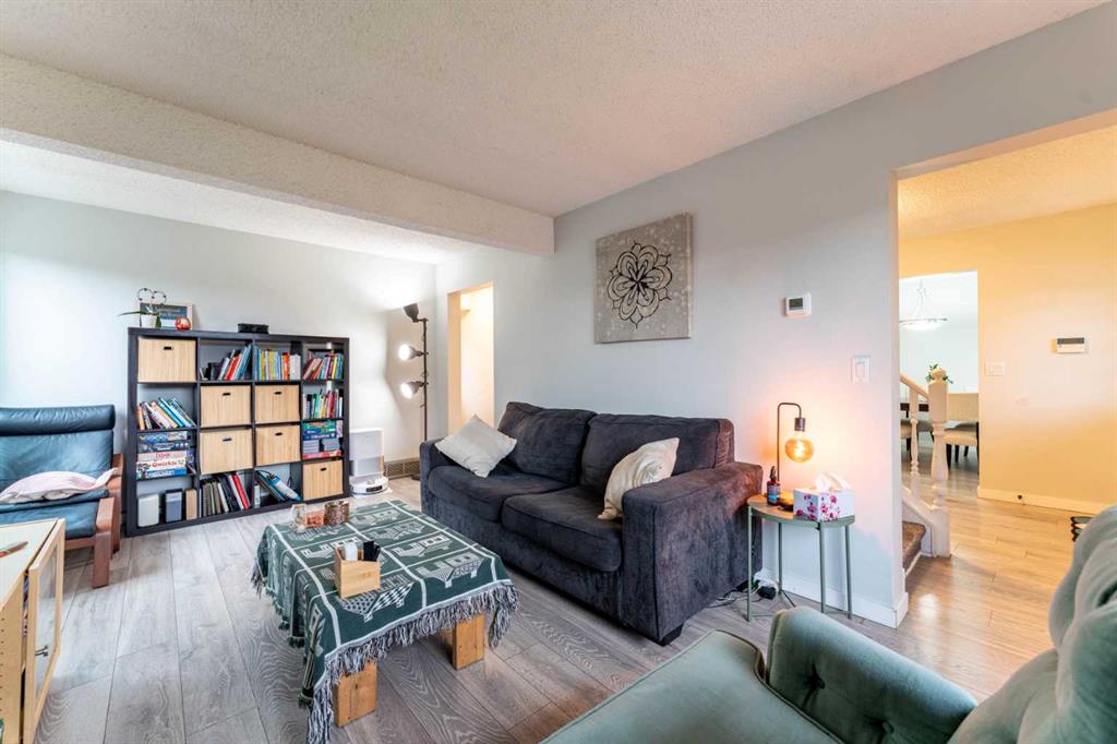 Picture for 332 Deer Run Crescent SE