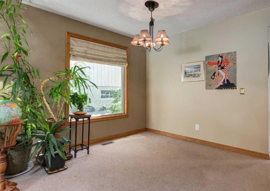 Picture for 224 Edgedale Drive NW