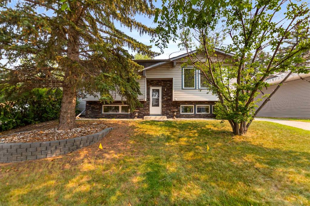 Picture for 14695 Deer Ridge Drive SE