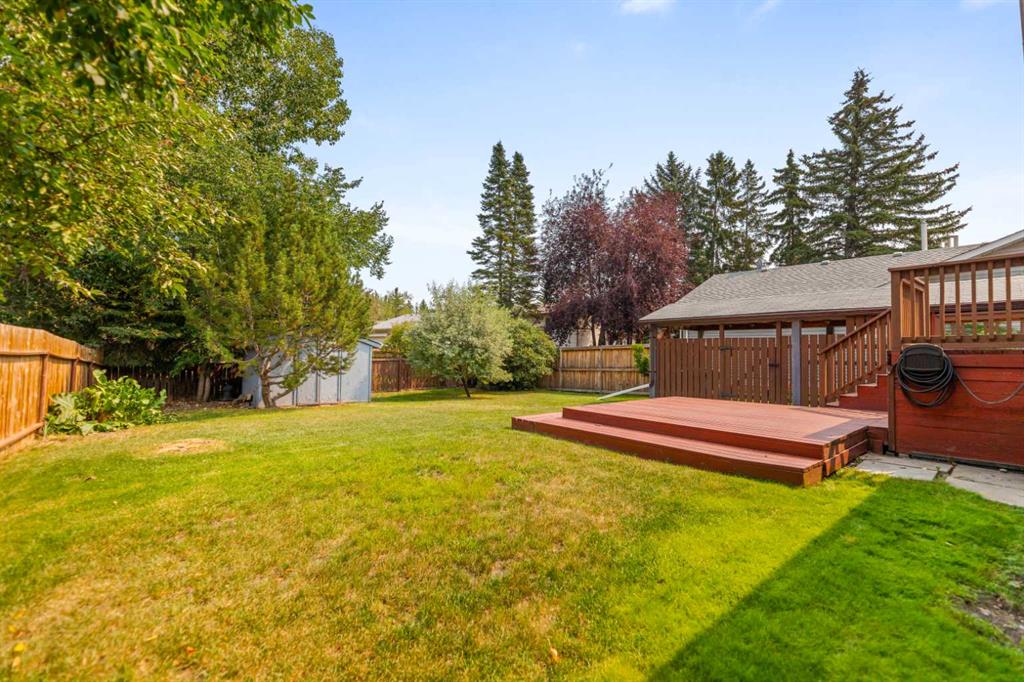 Picture for 14695 Deer Ridge Drive SE