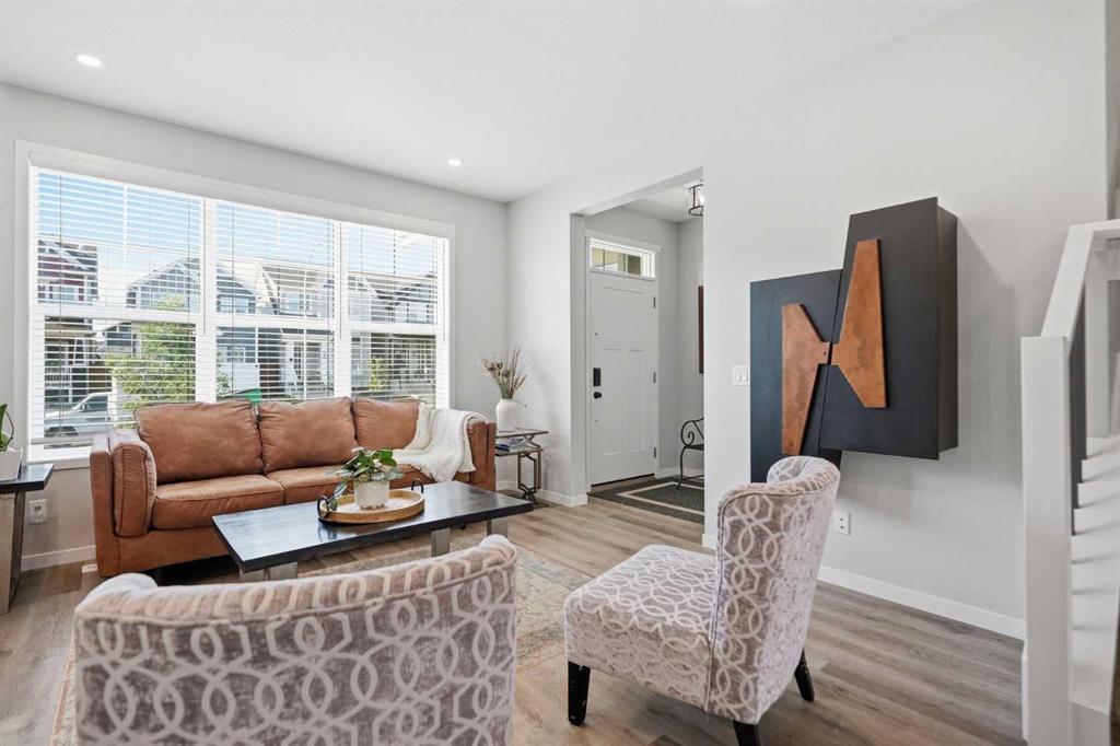 Picture for 578 Masters Road SE