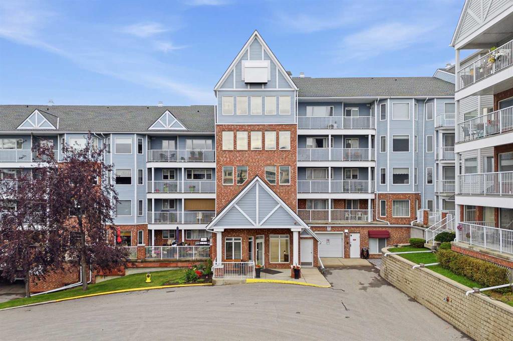 Picture for 3102, 3102 Hawksbrow Point NW