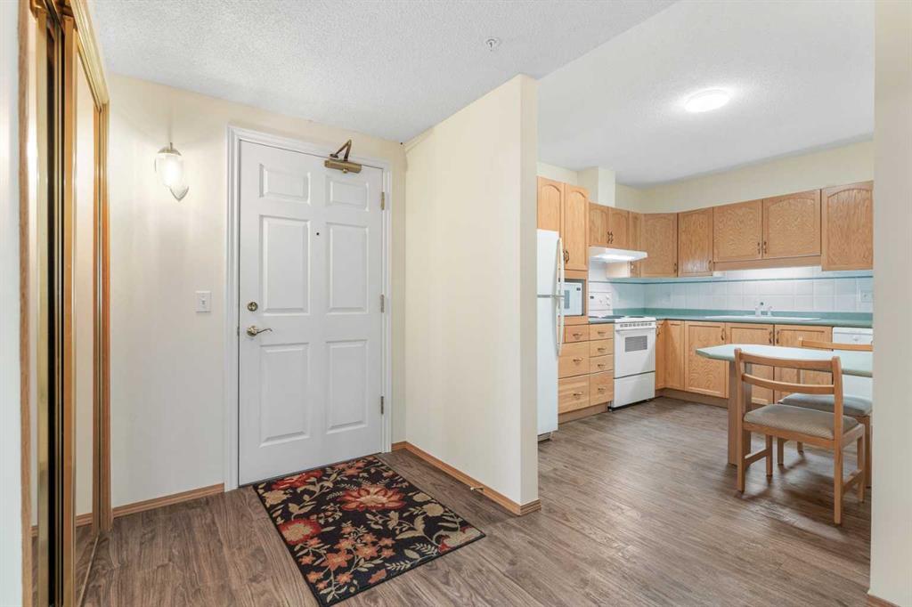 Picture for 3102, 3102 Hawksbrow Point NW
