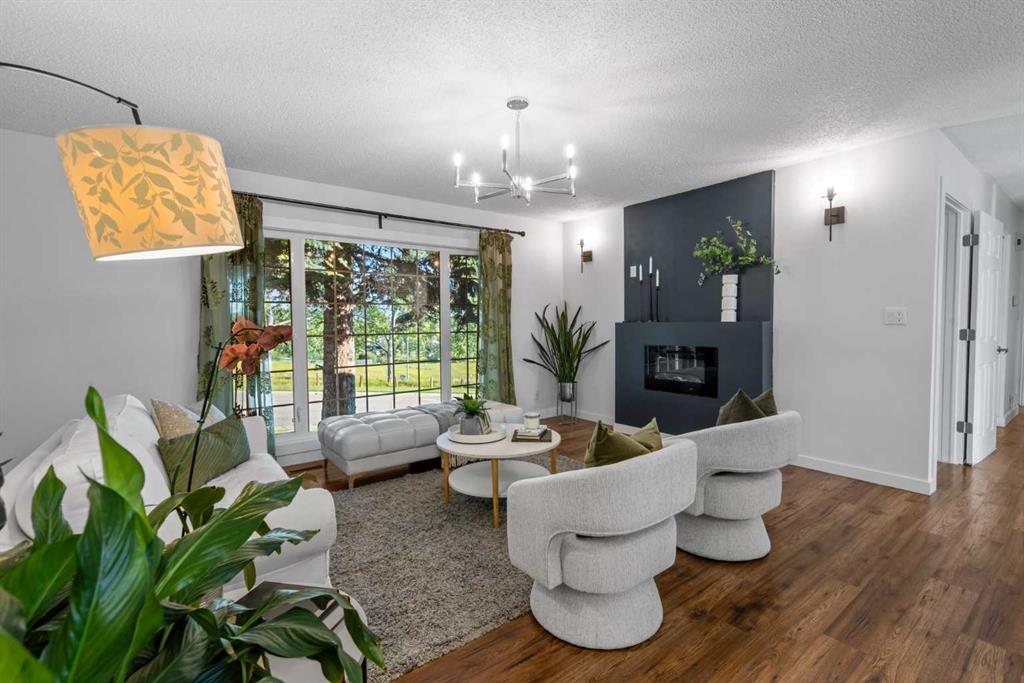 Picture for 460 Parkridge Crescent SE
