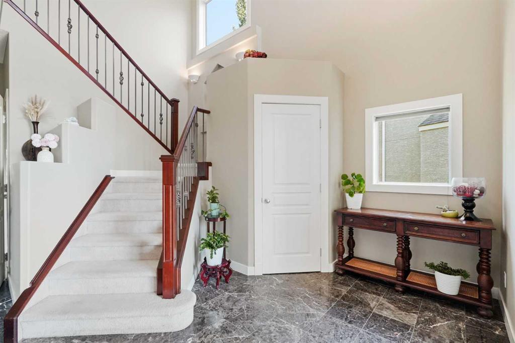 Picture for 242 Tusslewood Grove NW