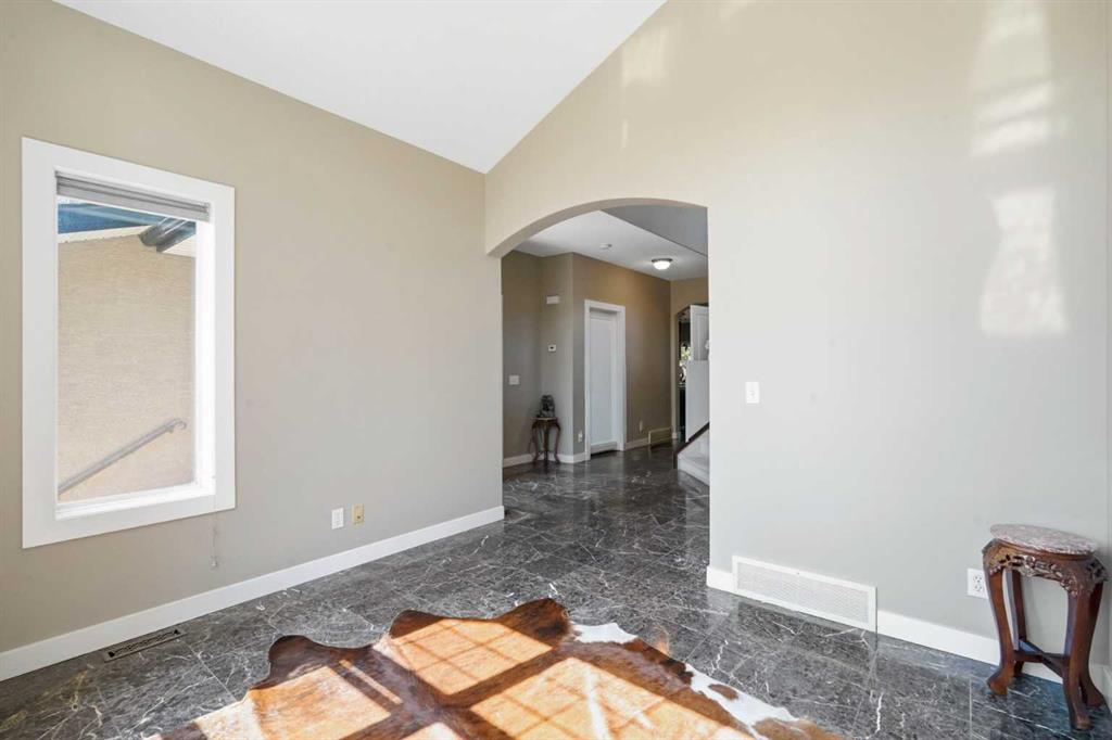 Picture for 242 Tusslewood Grove NW