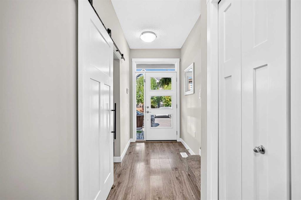 Picture for 84 Seton Terrace SE