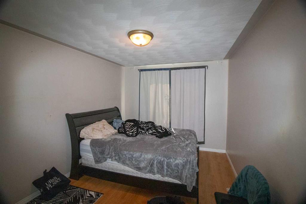 Picture for 101, 604 19 Street SE