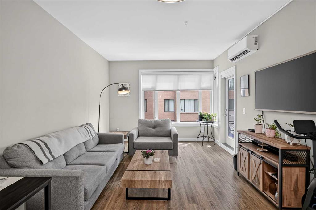 Picture for 309, 1720 10 Street SW