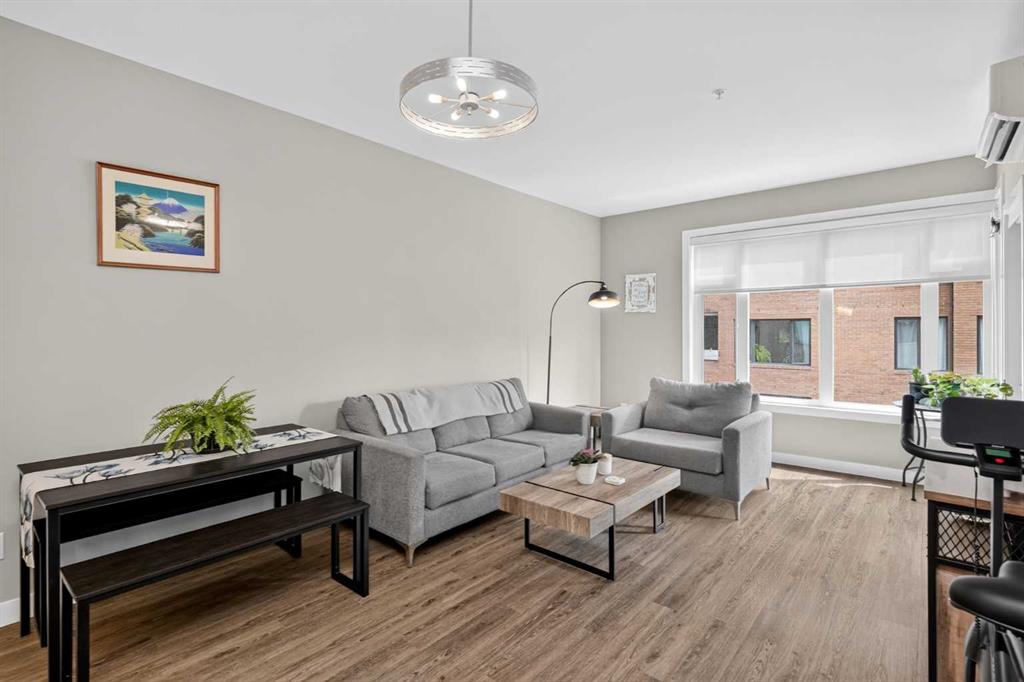 Picture for 309, 1720 10 Street SW
