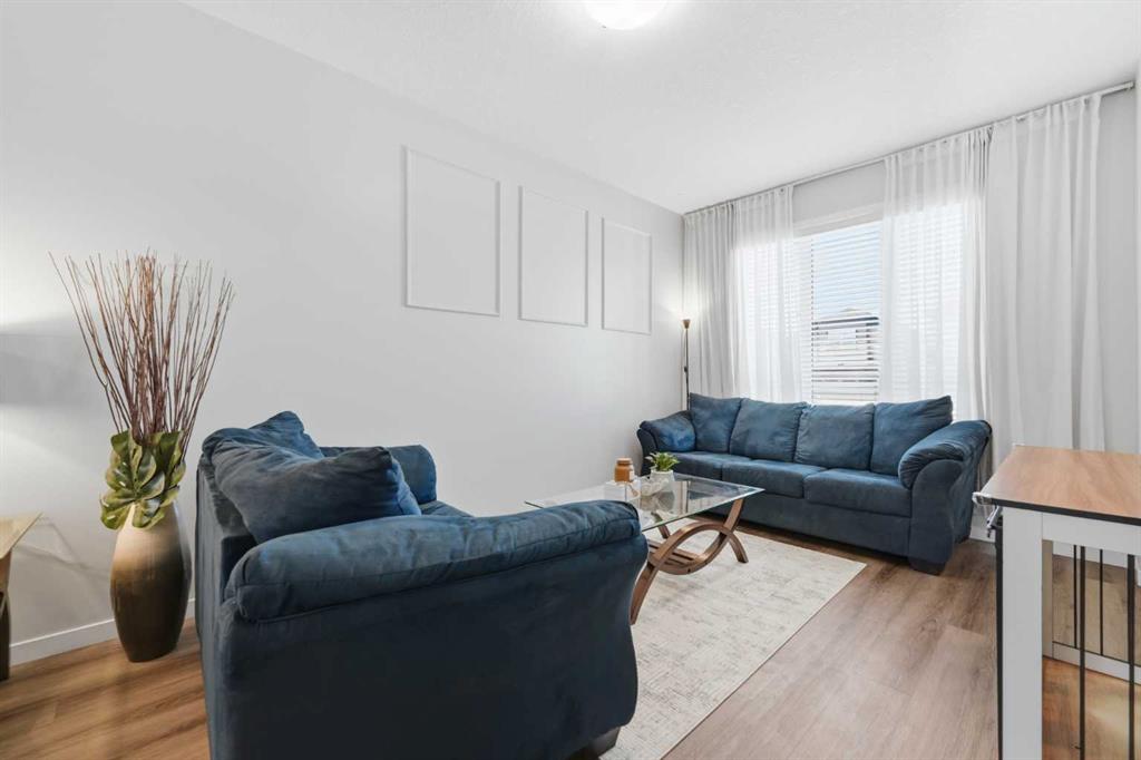 Picture for 467 Cornerstone Avenue NE